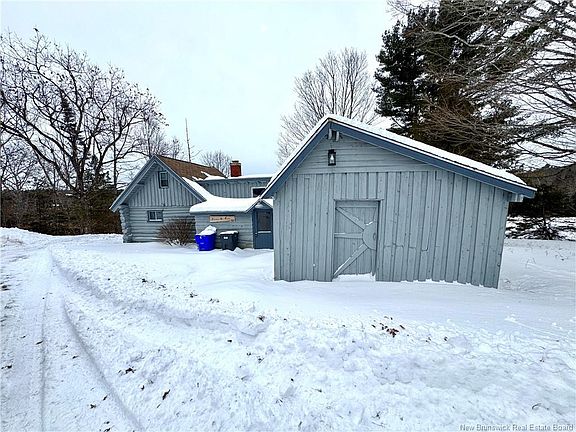 4th image of 35 Hills Rd