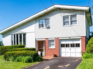 77 Water St, Loganton, PA 17747