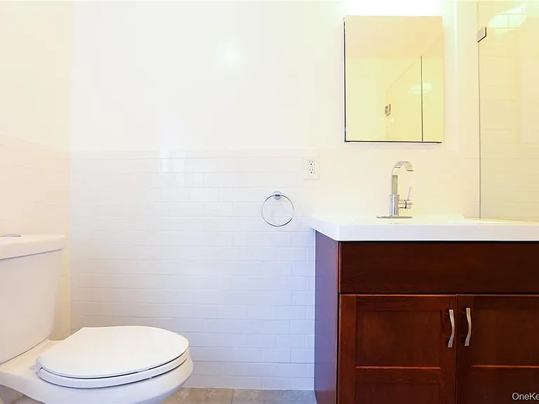 196 Martine Ave #3C — Photo 11