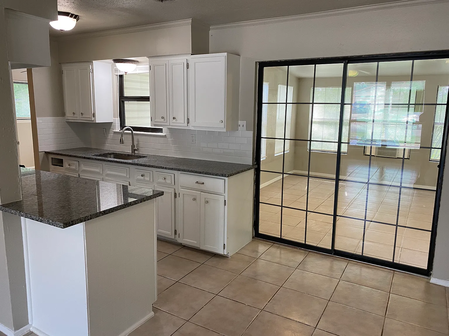 3 bed, 1454 sqft, $1,650 — Photo 3