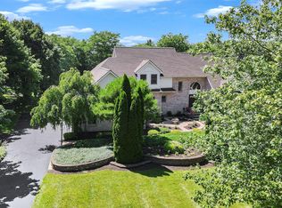 1534 High Hollow Dr, Ann Arbor, MI