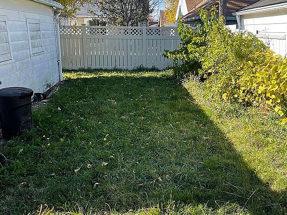 5th image of 6101 Kenilworth St