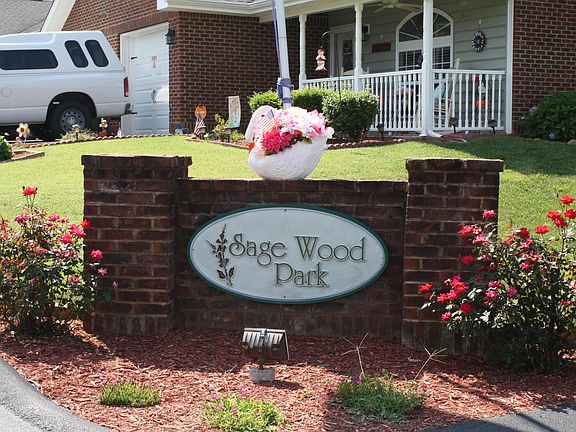 5th image of 58 Sagewood Ct #18