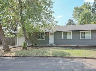2102 Delta St, Eugene, OR 97404