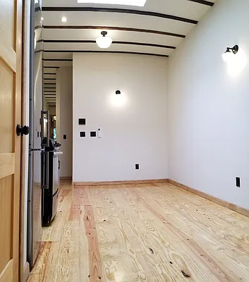 Rented by Zjama Realty Corp | media 58