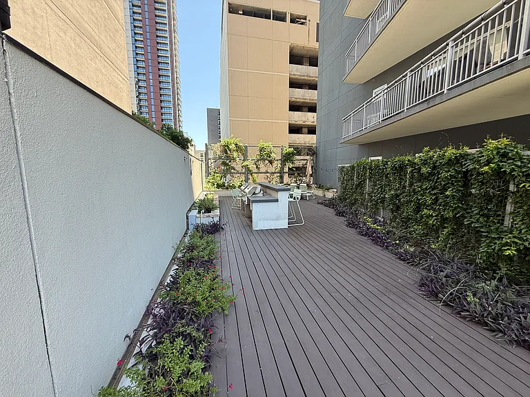 603 Davis St #807 — Photo 12