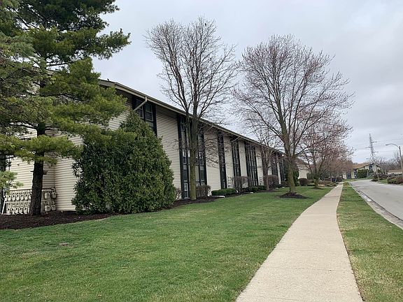 3rd image of 6729 Ramblewood Dr #6717B