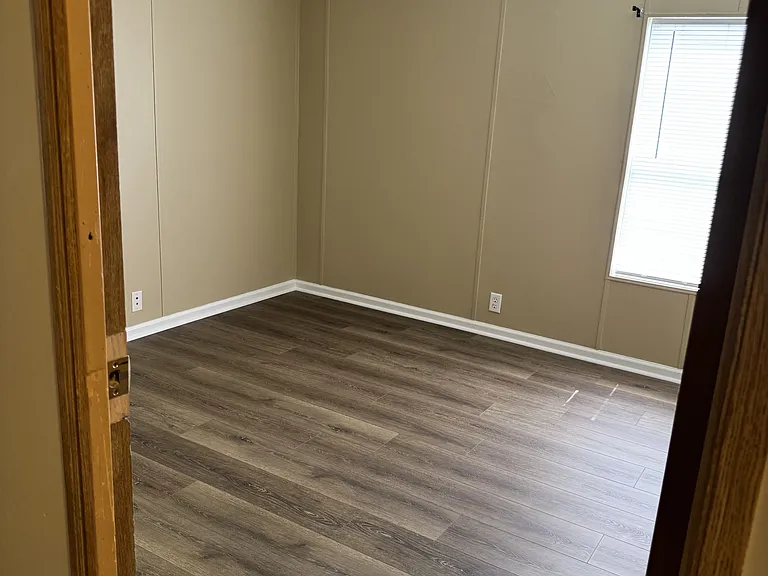 7633 Ling Rd — Photo 16