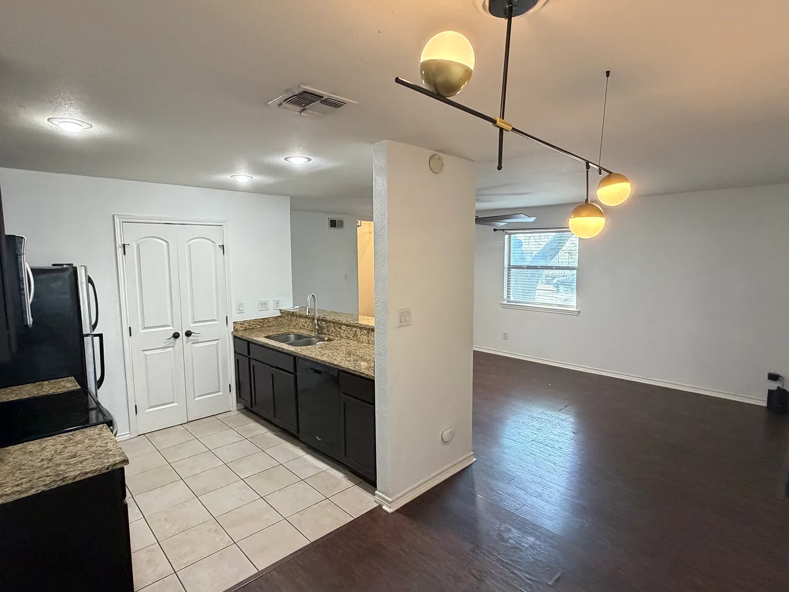 6700 Cooper Ln — Photo 2