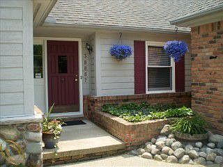 1st image of 38887 Holsworth Ct