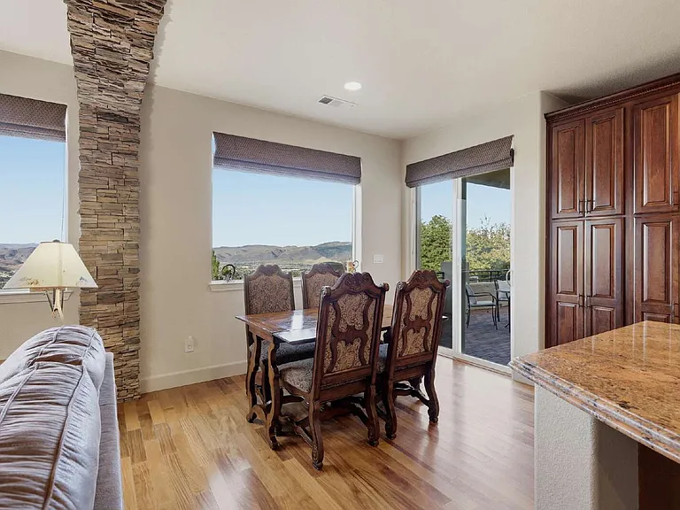 5940 Cour Saint Michelle — Photo 27