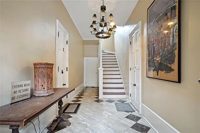 1104 Dauphine St #3 — Photo 2