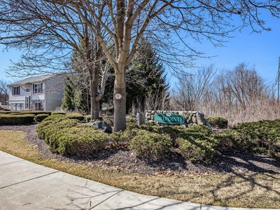 1757 Dartmoor Dr, Howell, MI, 48843