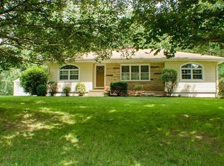 1941 Frye Dr, Akron, OH 44312