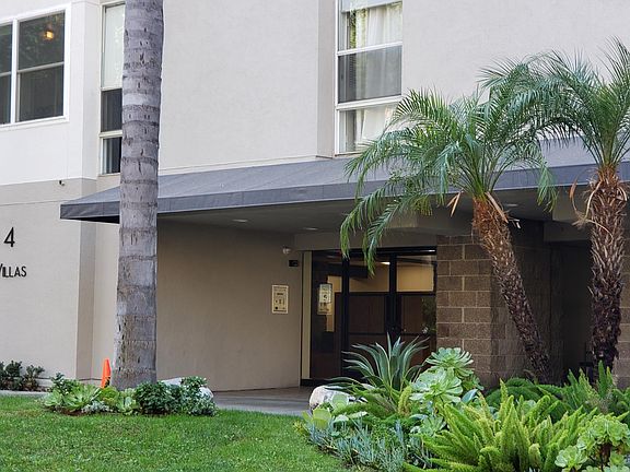 4th image of 14144 Dickens St APT 211