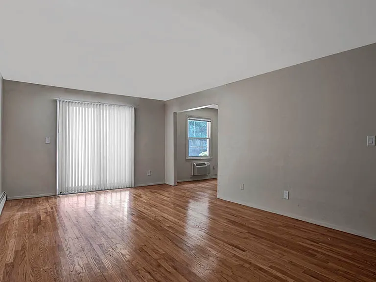 229 Route 202 — Photo 7
