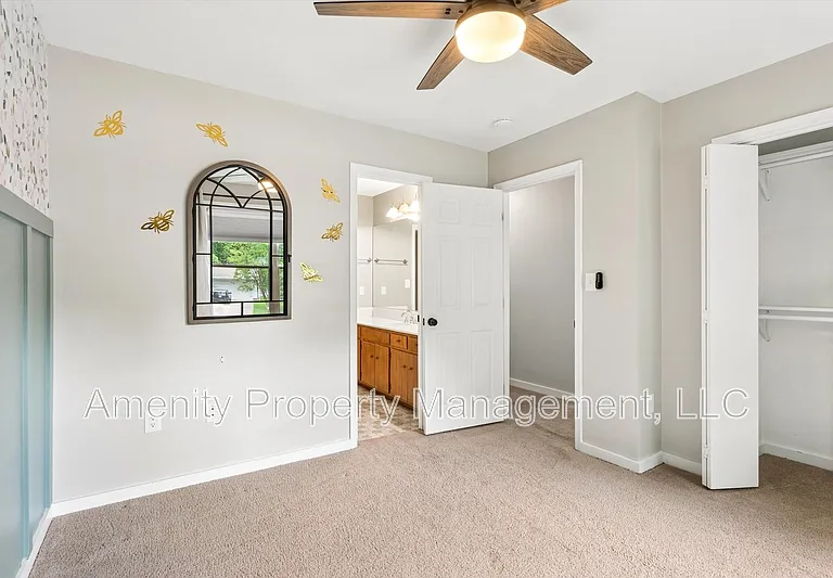 204 Granville Dr — Photo 19
