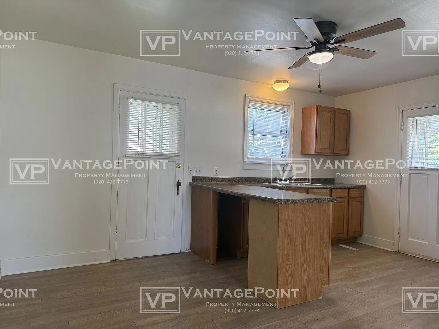 832 Division Street - 3 — Photo 3