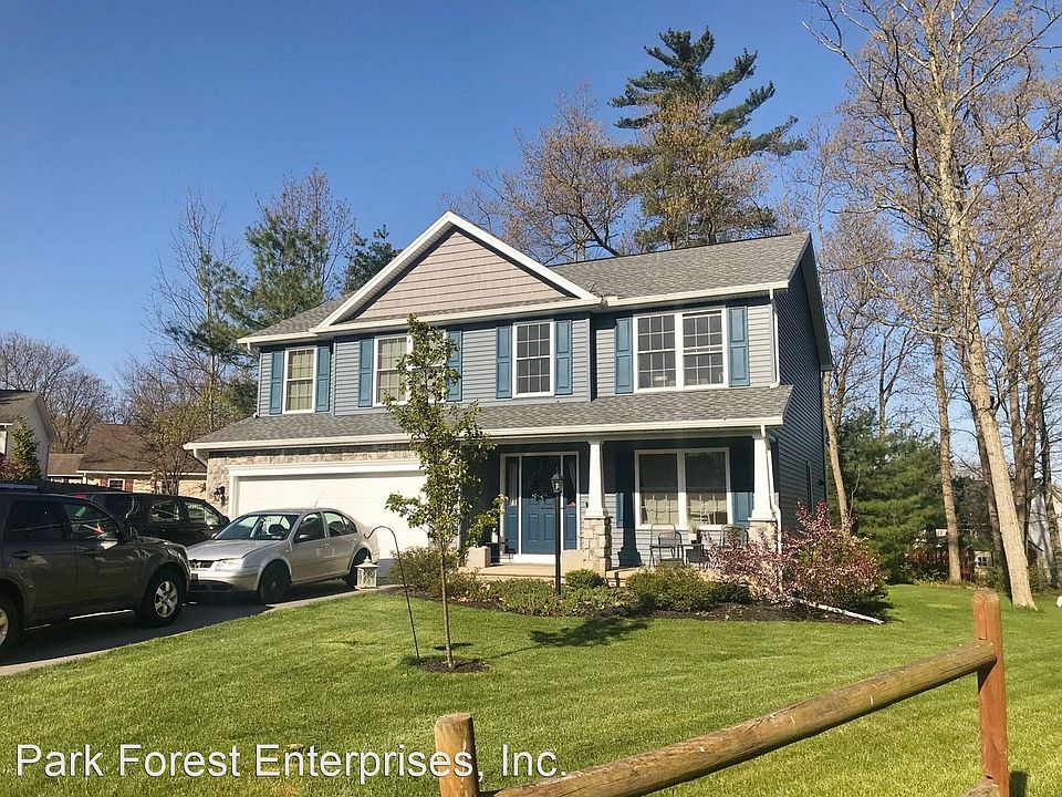 1st image of 164 McKivison Ct