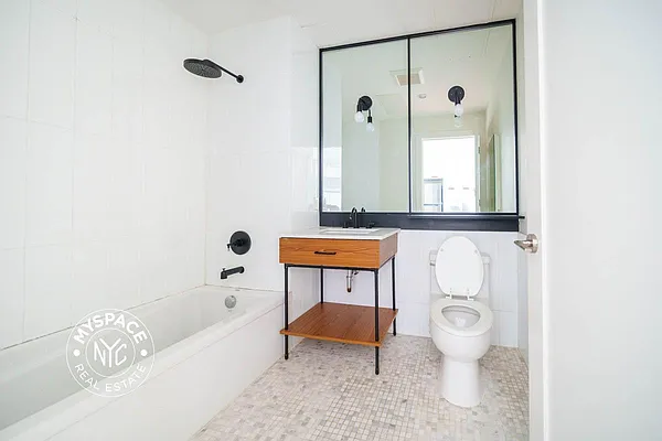 Rented by MySpaceNYC | media 29