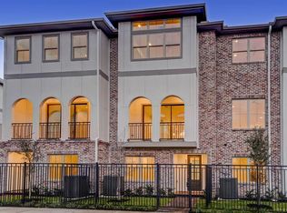 1311 Reinerman St #E, Houston, TX 77007