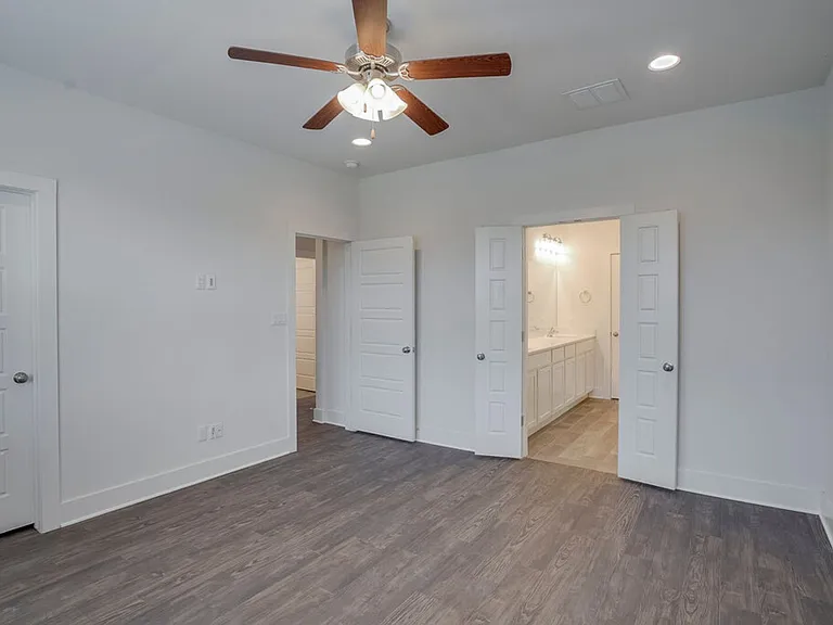 9102 Moonstone Dr — Photo 16