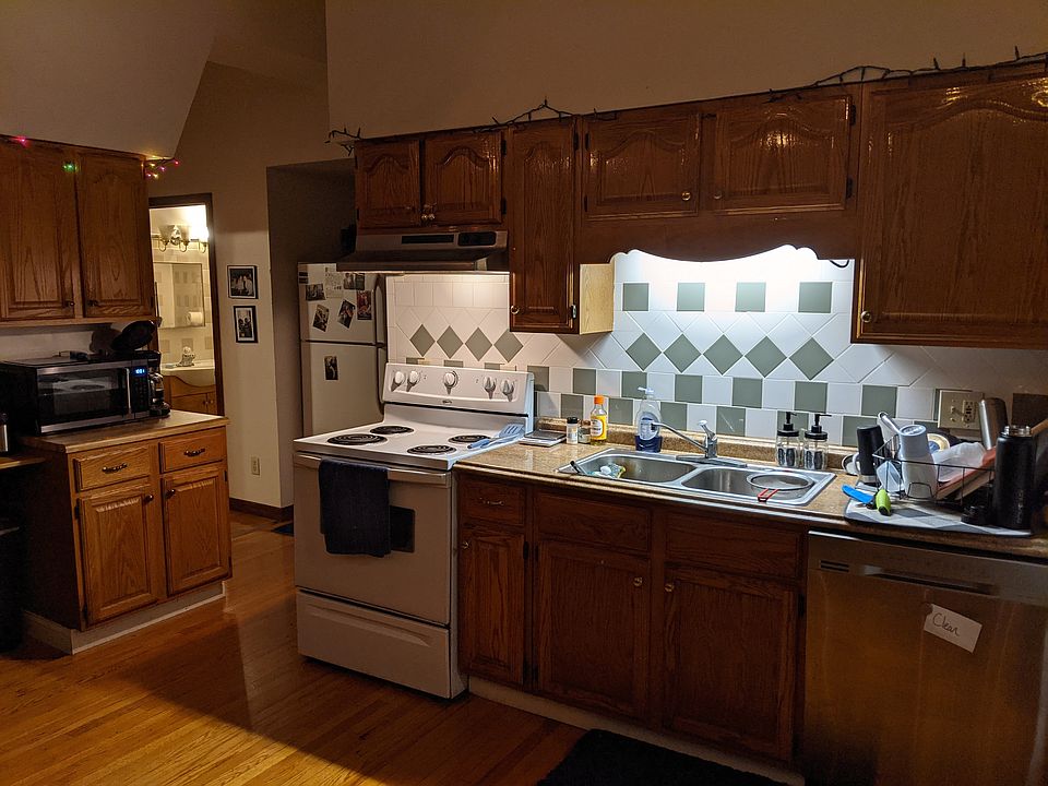 1st image of 3235 Vine St APT 1