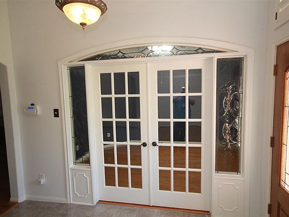 5th image of 16106 Birchview Dr