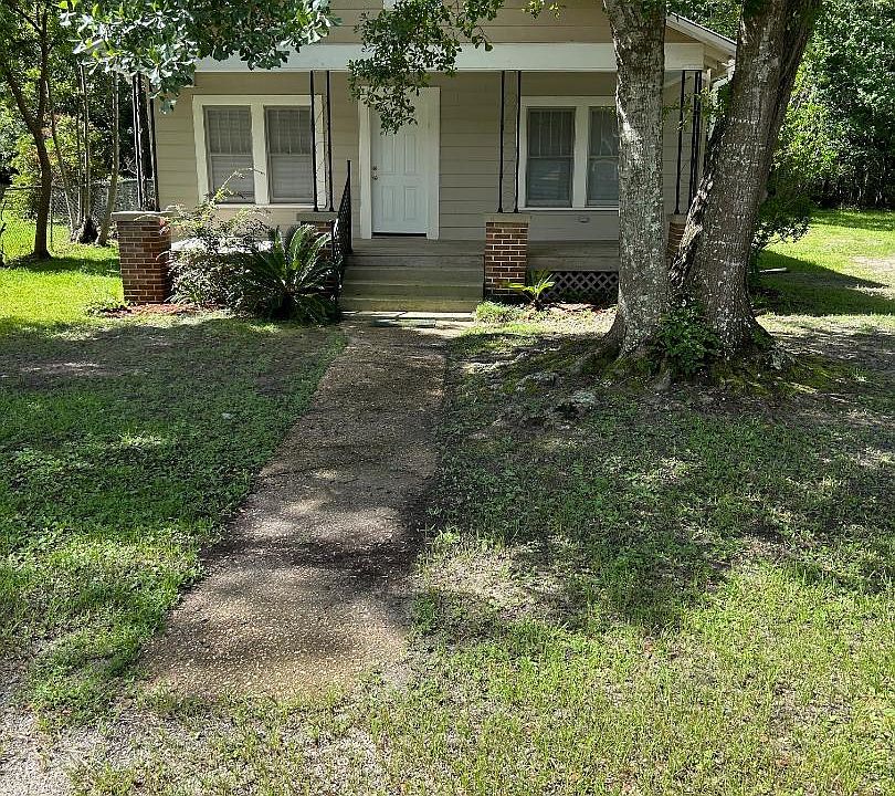 1st image of 507 Magnolia St