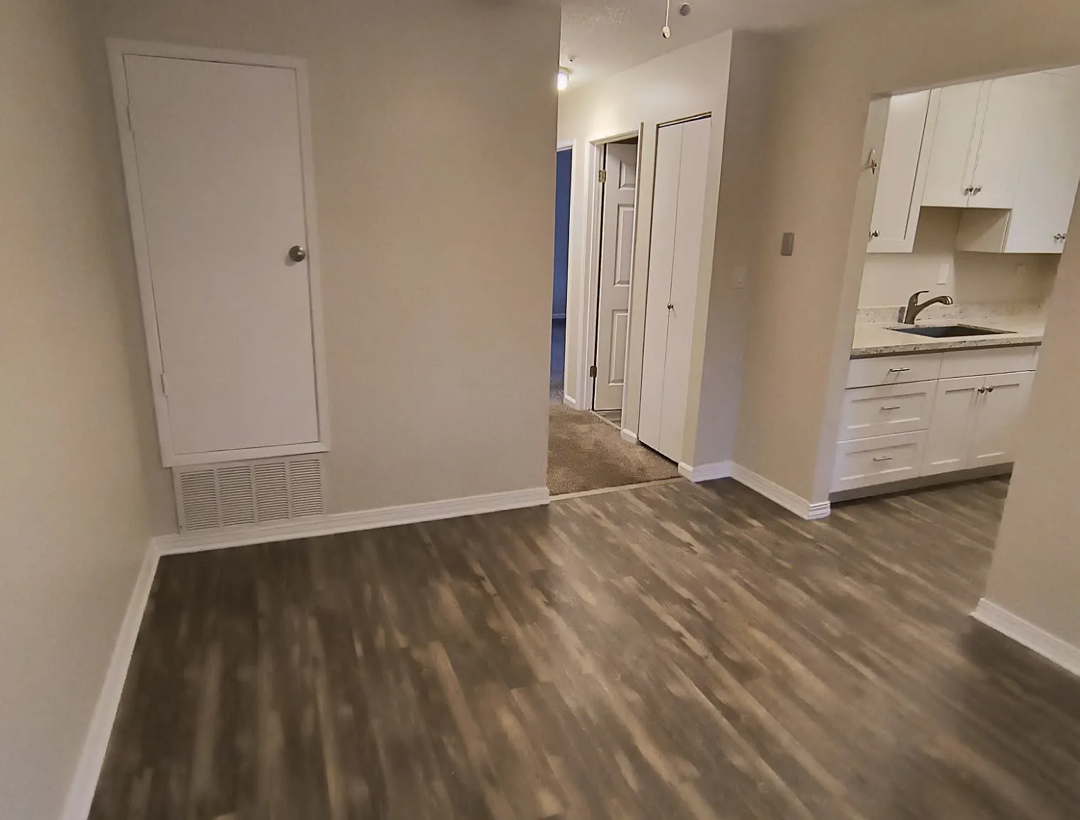 2 bed, 924 sqft, $2,150 — Photo 1
