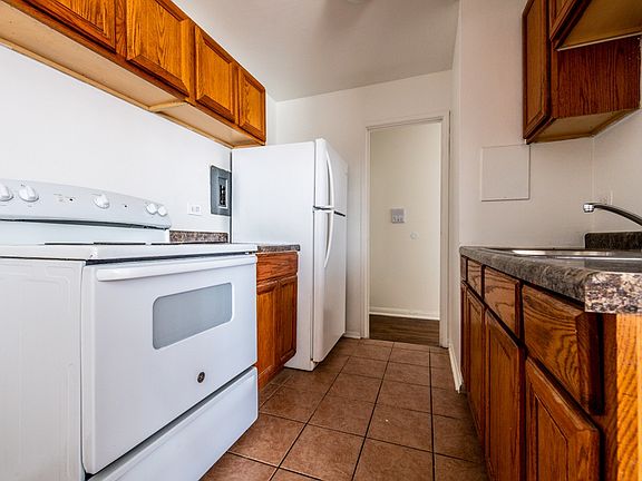 2nd image of 8352 S Ellis Ave APT 101