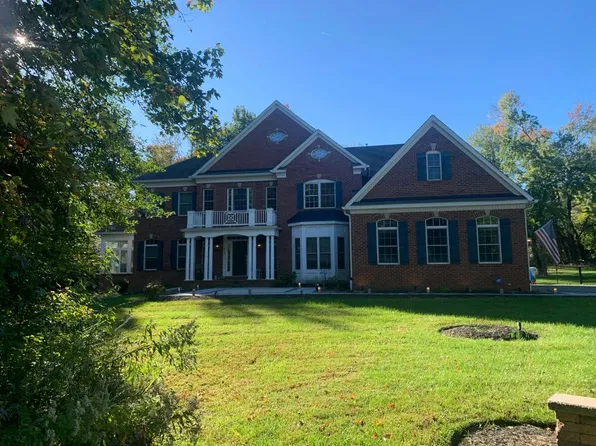 9003 Ballybunion Ct, Pasadena, MD 21122