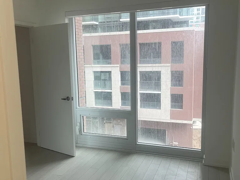 4010 Eglinton Ave W #413 — Photo 11