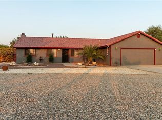 12271 Middleton Rd, Phelan, CA 92371
