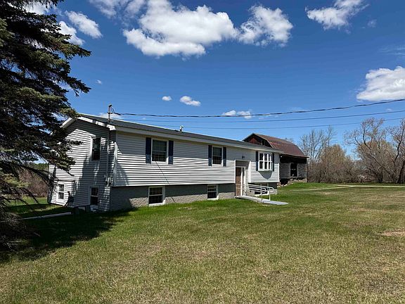 3rd image of 1179 River Rd