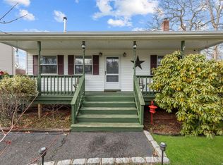 189 Mastic Blvd, Mastic, NY 11950
