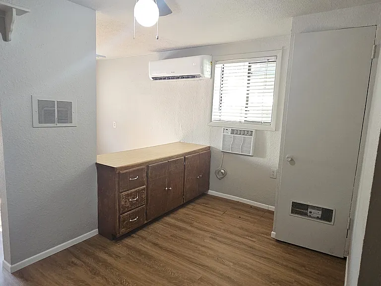 412 S San Francisco St — Photo 8