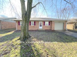 10149 Meadowlark Dr, Indianapolis, IN 46235