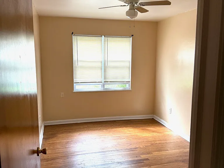 2657 Noble Rd — Photo 5