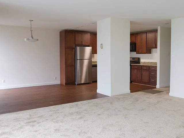 2200 Columbia Pike — Photo 1