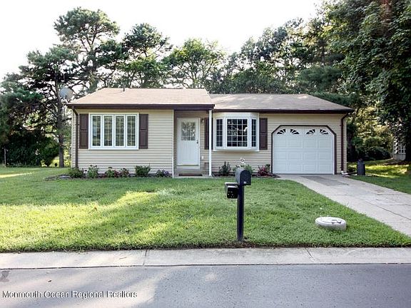 2nd image of 18 Brentwood St #73