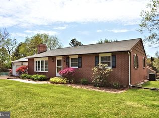 24 North Dr, Holland, PA 18966
