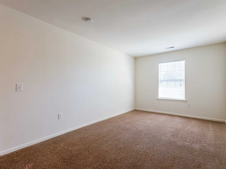 Cannon and Westover Apartment Homes — Photo 10