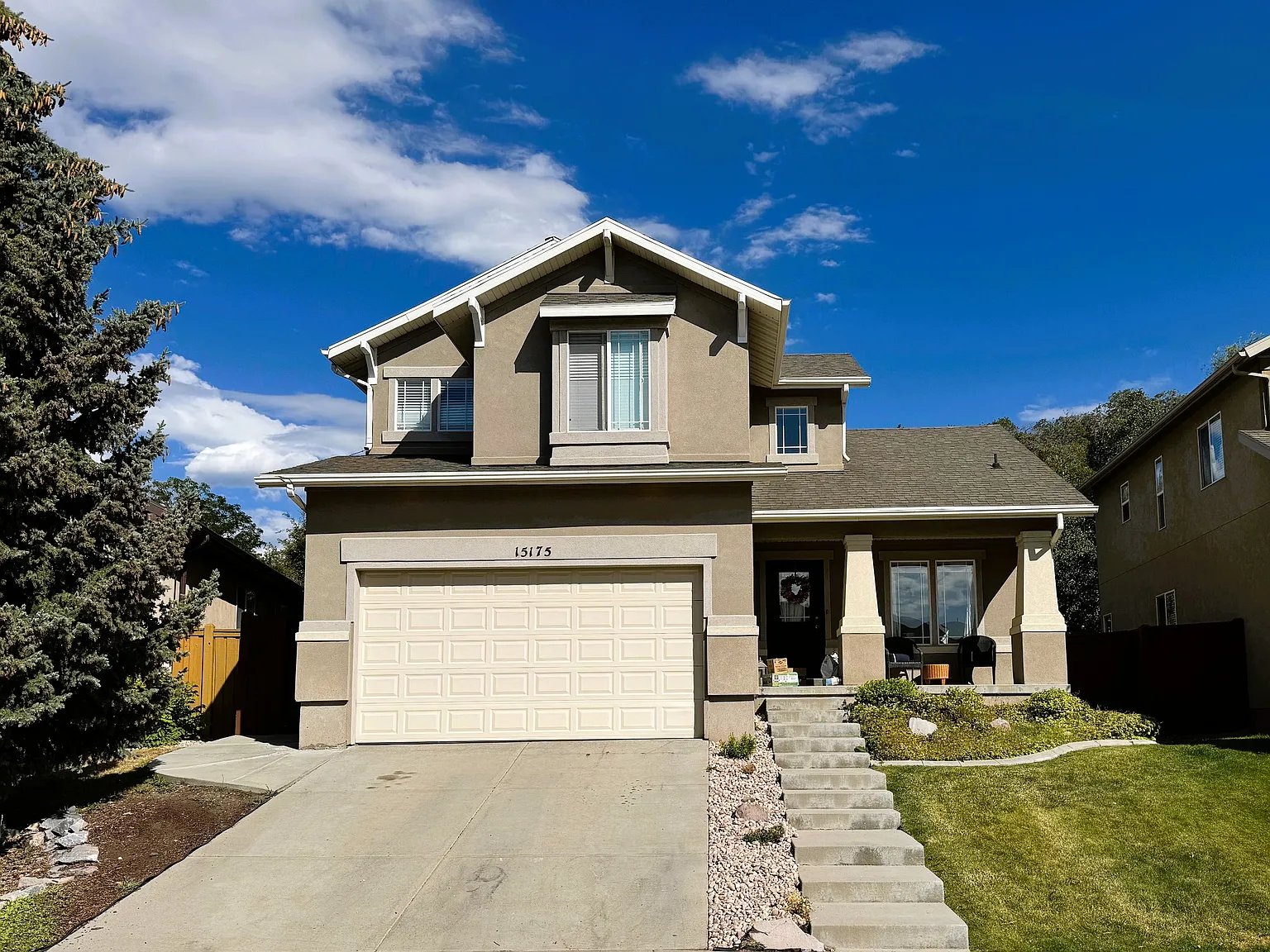 4 bed, 3.5 bath, 2086 sqft, $3,200 — Photo 1