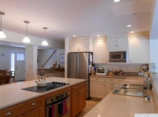 401 W Hill Rd, Austerlitz, NY 12017