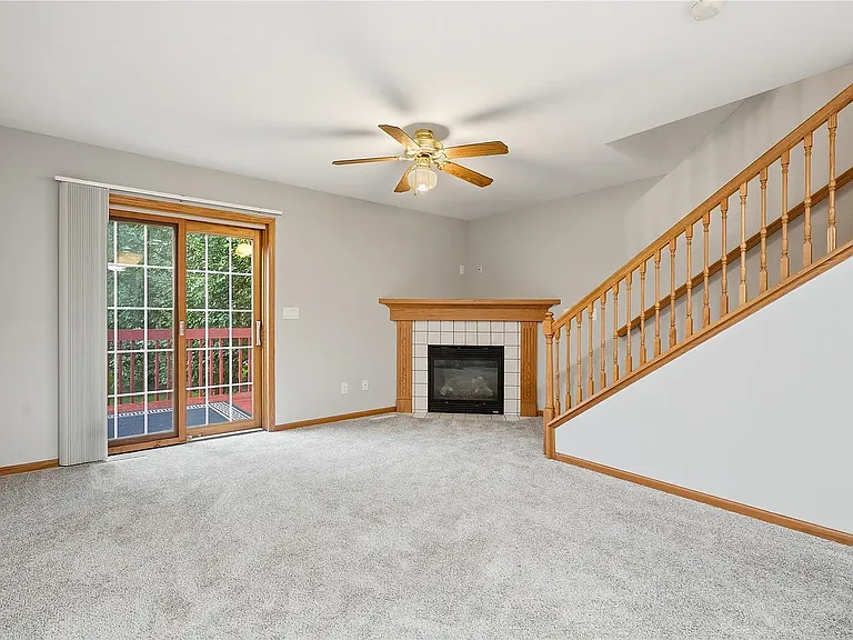 660 Magnolia Ln #2 — Photo 1