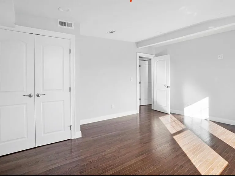 38 Maple St — Photo 9