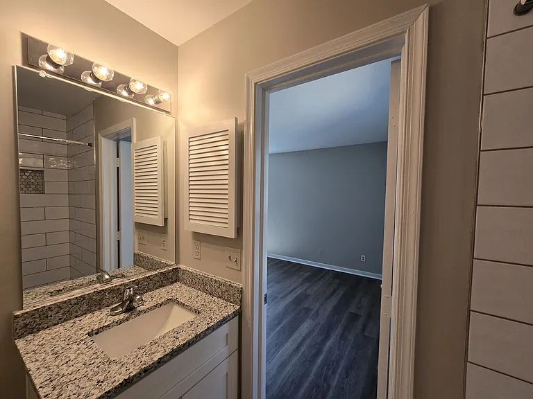 1600 Porters Mill Ter — Photo 18
