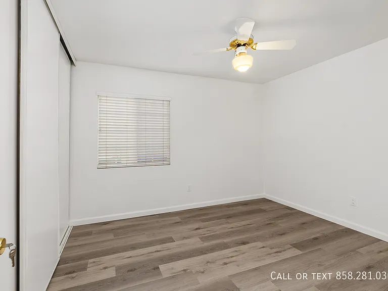 13327 Entreken Ave — Photo 15