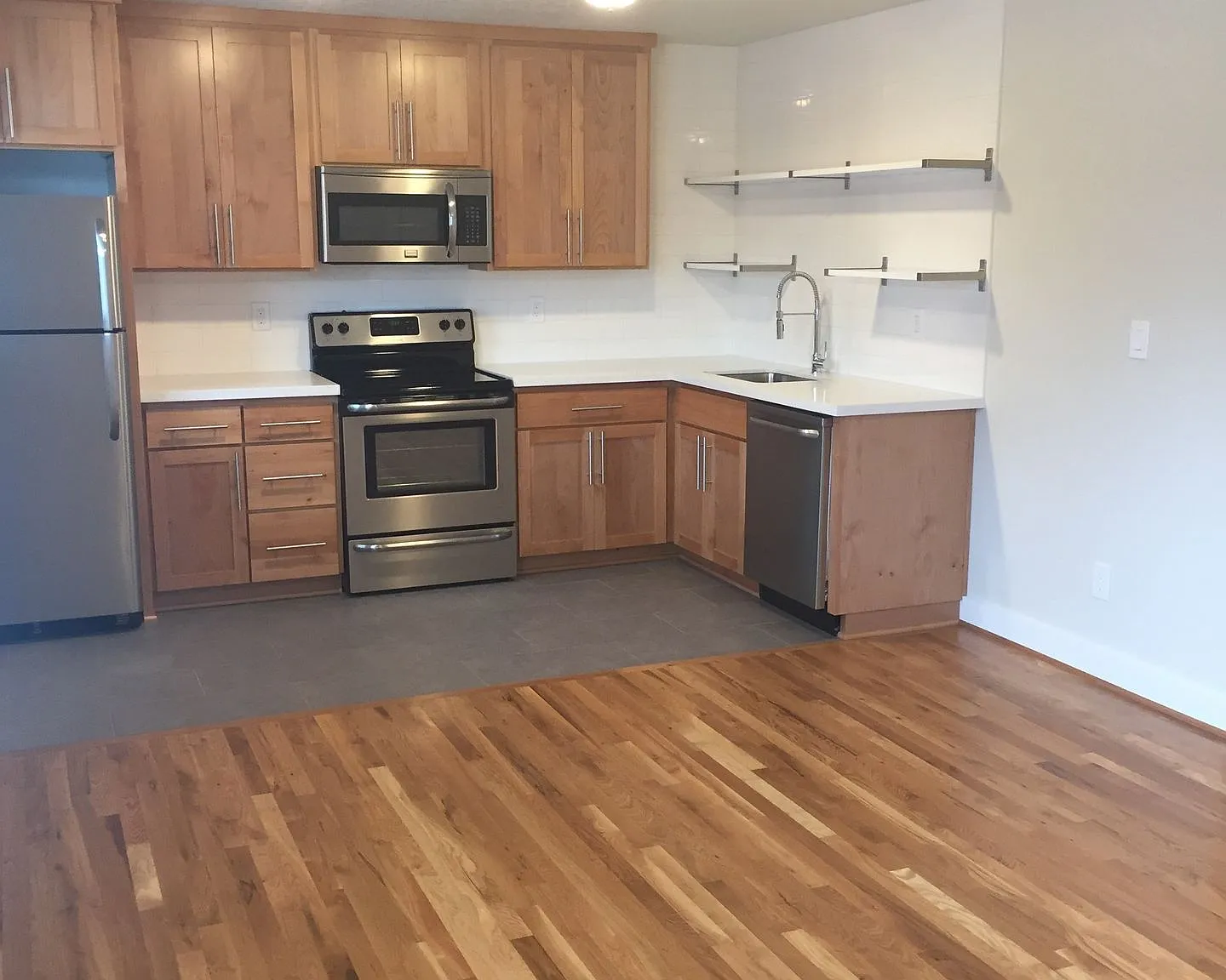 Berkeley Apartments — Photo 3